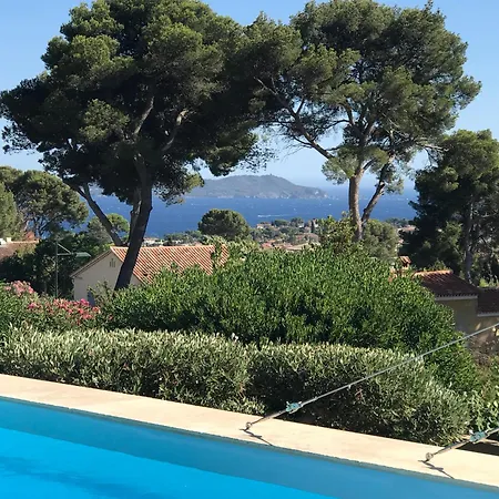Vue Hotel Carqueiranne